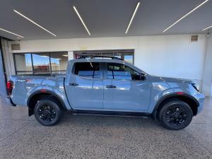 Nissan Navara 2.5DDTI PRO-2X automatic D/C - Image 3