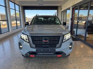 Nissan Navara 2.5DDTI PRO-2X automatic D/C - Image 4