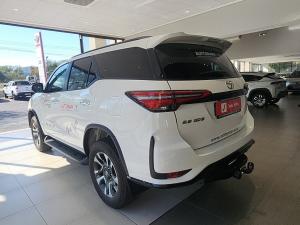 Toyota Fortuner 2.8GD-6 4X4 automatic - Image 10