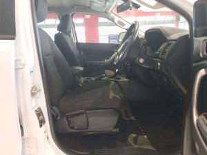 Ford Ranger 2.2TDCI XLS 4X4 automaticD/C - Image 12