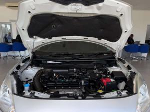Suzuki Swift 1.2 GA - Image 12