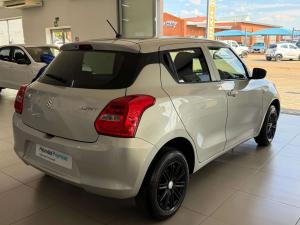 Suzuki Swift 1.2 GA - Image 9