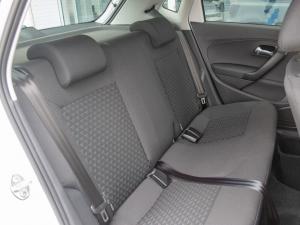 Volkswagen Polo Vivo hatch 1.6 Life - Image 8
