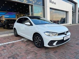 Volkswagen Polo hatch 1.0TSI Life auto - Image 1