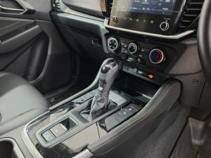 Isuzu mu-X 1.9TD LS - Image 10
