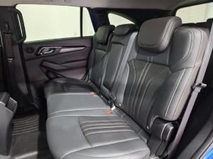 Isuzu mu-X 1.9TD LS - Image 12