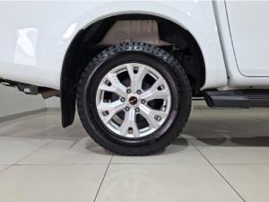 Isuzu D-Max 1.9TD double cab LS auto - Image 8