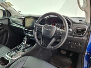 Isuzu mu-X 3.0TD LSE - Image 11