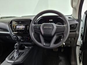 Isuzu D-Max 1.9TD double cab L manual - Image 7