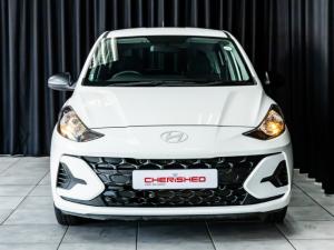 Hyundai Grand i10 1.0 Premium hatch - Image 2