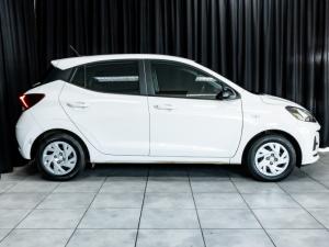 Hyundai Grand i10 1.0 Premium hatch - Image 3