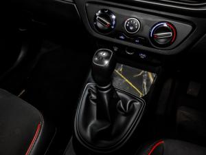 Hyundai Grand i10 1.0 Premium hatch - Image 9