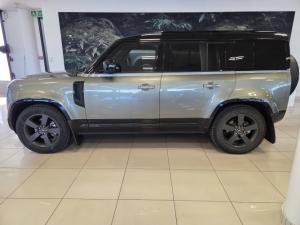 Land Rover Defender 110 D250 X-Dynamic SE - Image 2