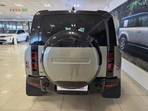 Land Rover Defender 110 D250 X-Dynamic SE - Image 5