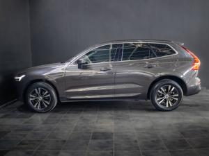 Volvo XC60 B5 AWD Essential - Image 19