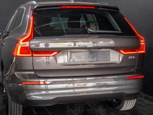Volvo XC60 B5 AWD Essential - Image 3