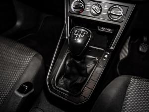 Volkswagen Polo hatch 1.0TSI - Image 13