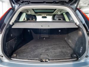 Volvo XC60 B5 AWD Plus Dark - Image 14