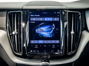 Volvo XC60 B5 AWD Plus Dark - Image 22
