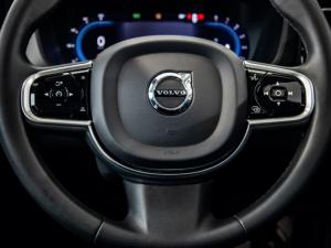 Volvo XC60 B5 AWD Plus Dark - Image 24