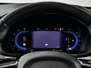 Volvo XC60 B5 AWD Plus Dark - Image 4