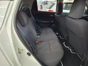 Suzuki Swift 1.2 GLX auto - Image 12