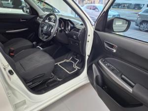 Suzuki Swift 1.2 GLX auto - Image 14