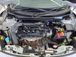 Suzuki Swift 1.2 GLX auto - Image 25