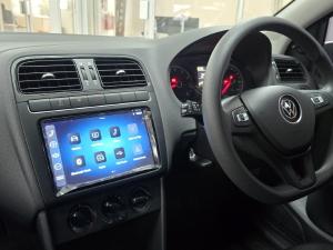 Volkswagen Polo Vivo hatch 1.6 Life - Image 13
