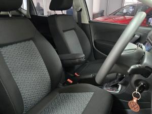 Volkswagen Polo Vivo hatch 1.6 Life - Image 15