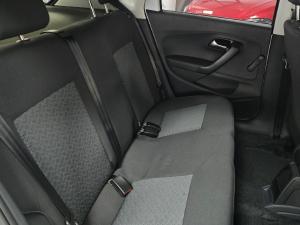 Volkswagen Polo Vivo hatch 1.6 Life - Image 16
