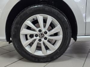 Volkswagen Polo Vivo hatch 1.6 Life - Image 8