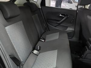 Volkswagen Polo Vivo hatch 1.6 Life - Image 13