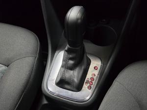 Volkswagen Polo Vivo hatch 1.6 Life - Image 19
