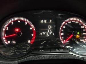 Volkswagen Polo Vivo hatch 1.6 Life - Image 24