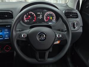 Volkswagen Polo Vivo hatch 1.6 Life - Image 28