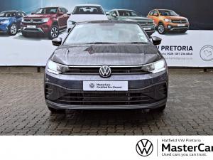 Volkswagen Polo sedan 1.6 manual - Image 2