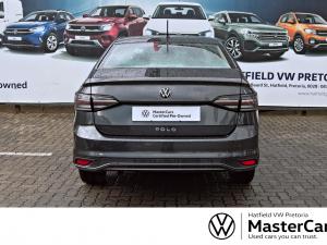 Volkswagen Polo sedan 1.6 manual - Image 4