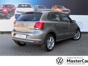 Volkswagen Polo Vivo hatch 1.6 Highline - Image 4