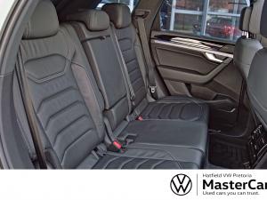 Volkswagen Touareg V6 TDI Executive R-Line - Image 9