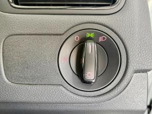 Volkswagen Polo Vivo hatch 1.4 - Image 12