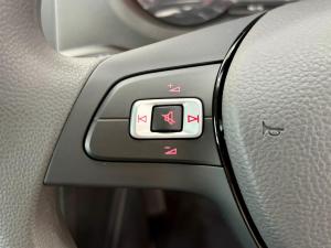 Volkswagen Polo Vivo hatch 1.4 Life - Image 9