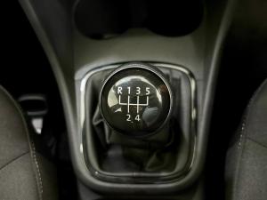 Volkswagen Polo Vivo hatch 1.4 Life - Image 6