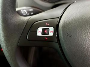Volkswagen Polo Vivo hatch 1.4 Life - Image 8