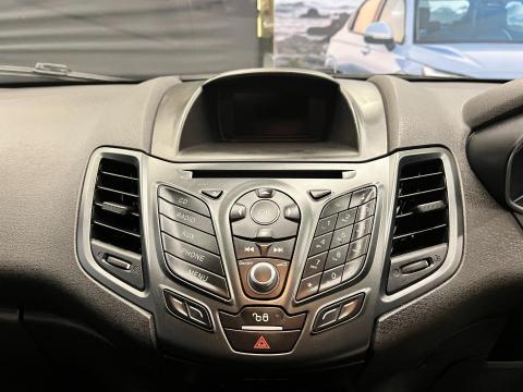 Image Ford Fiesta 5-door 1.0T Trend auto