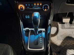 Ford EcoSport 1.0T Titanium auto - Image 12
