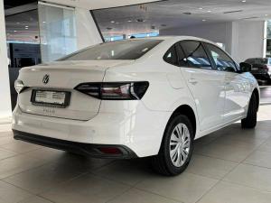 Volkswagen Polo sedan 1.6 auto - Image 2