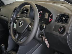 Volkswagen Polo Vivo hatch 1.4 - Image 15