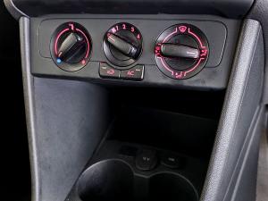 Volkswagen Polo Vivo hatch 1.4 - Image 21