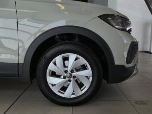 Volkswagen T-Cross 1.0TSI auto - Image 6
